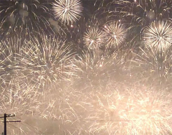 ＜札幌店＞モエレ沼花火