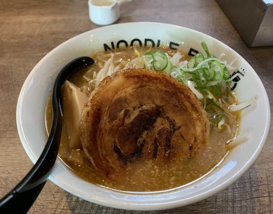 <苫小牧店>おいしいおいしい味噌らーめん