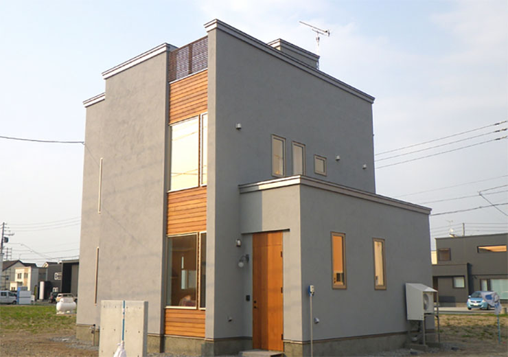 無垢の質感が心地よい屋上庭園のあるお家！