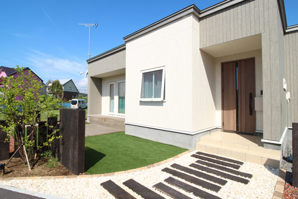 こだわりのつまった家具を基調に造られたお家