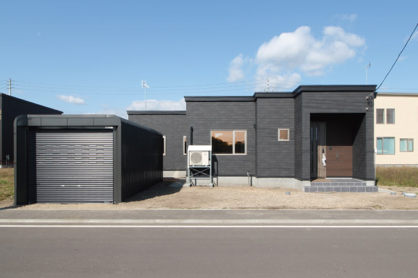 春のようなあたたかさで暮らせる平屋