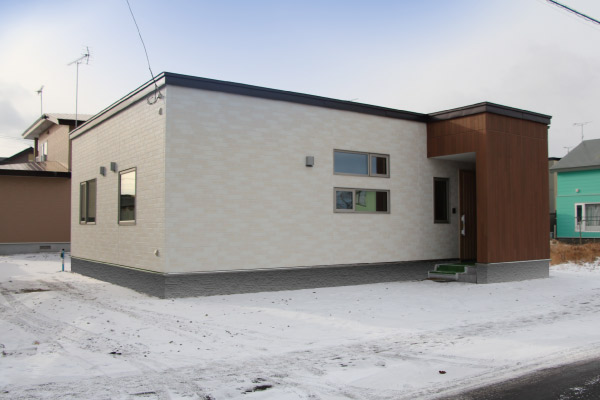 広々リビング21.5帖の暮らす人が笑顔になる平屋