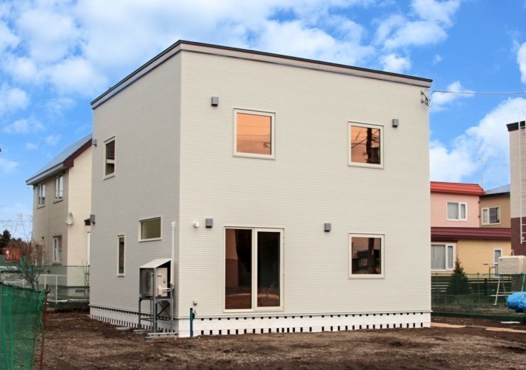 こだわりの内装とおしゃれな見せ梁のあるお家